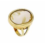 Gemmen ring GG 585/000 with an oval, carved shell gem 18.5 x 14 mm, ring size 50, 4.0 g