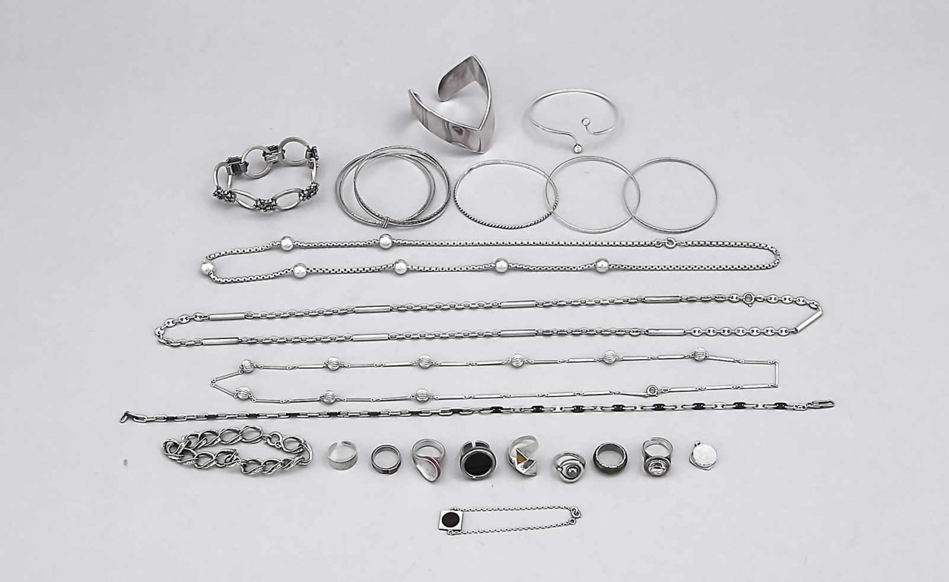 Lot of silver jewelery, 20th cent., different fineness, bangles, chains, pendants, rings,