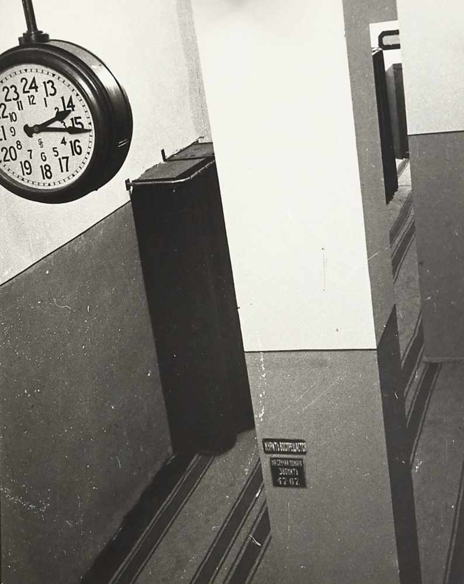 Alexander Rodchenko (1891-1956), office hall with clock, posthumous gelatin print, verso