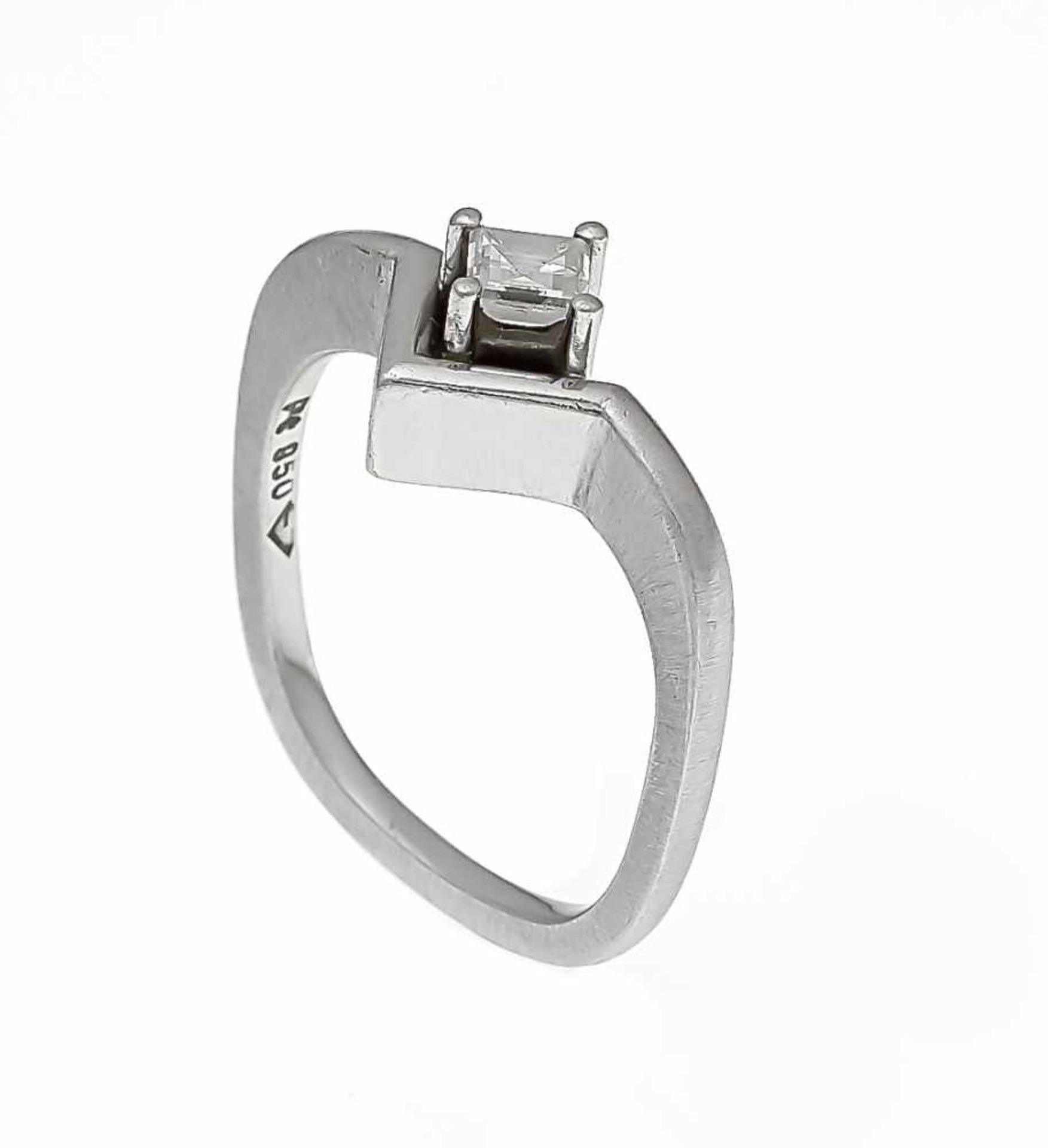 Solitaire ring platinum Pt 950/000 with a diamond Carré 0.28 ct l.get.W-W / VS, RG 53, 6.1<