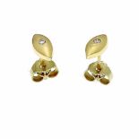 Brilliant stud earrings GG 585/000 with 2 diamonds, total 0.04 ct TW / VS, length 9 mm,