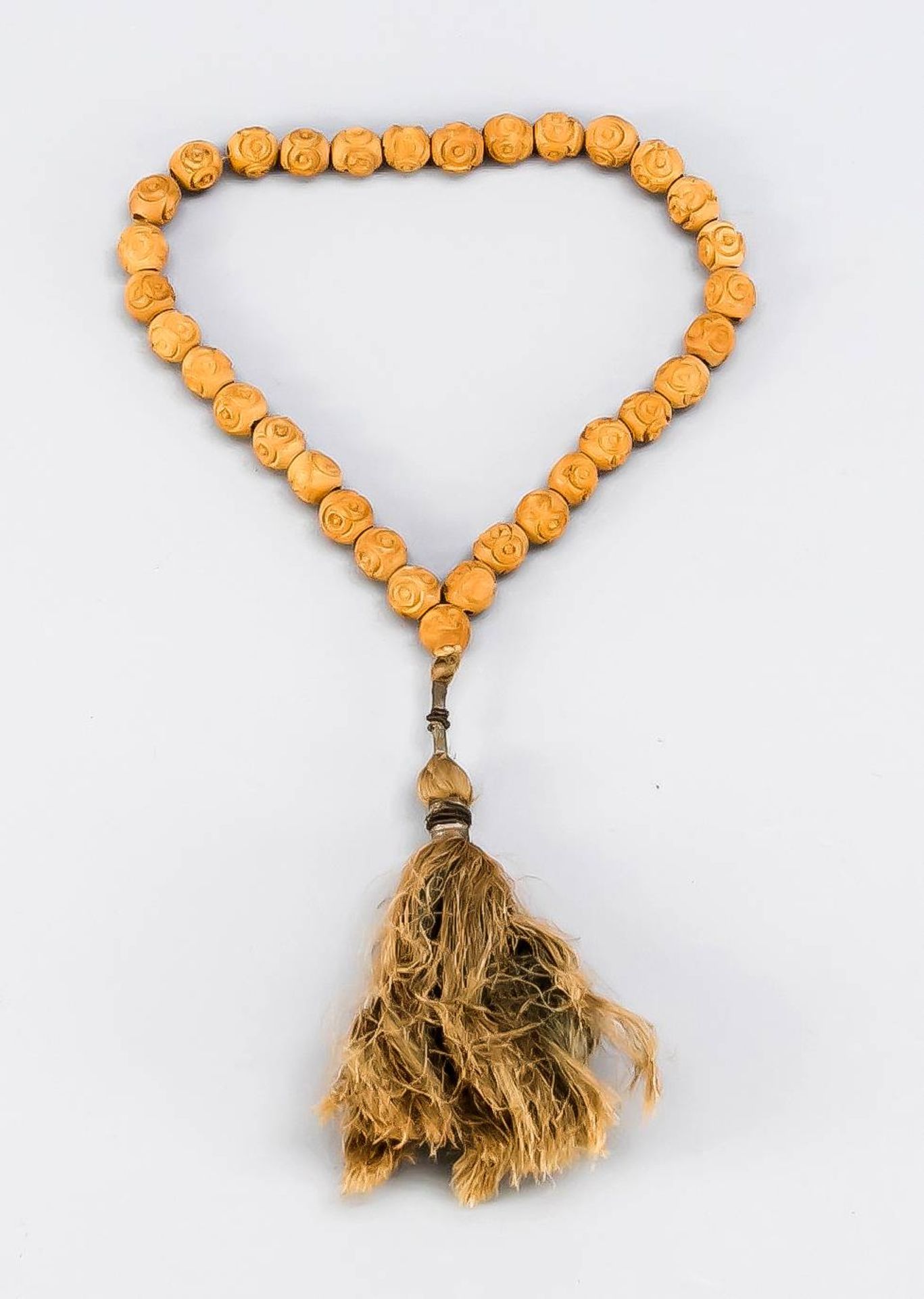 Prayer chain (tesbih), sandalwood, 1. H. 20th century, wooden beads with geometric