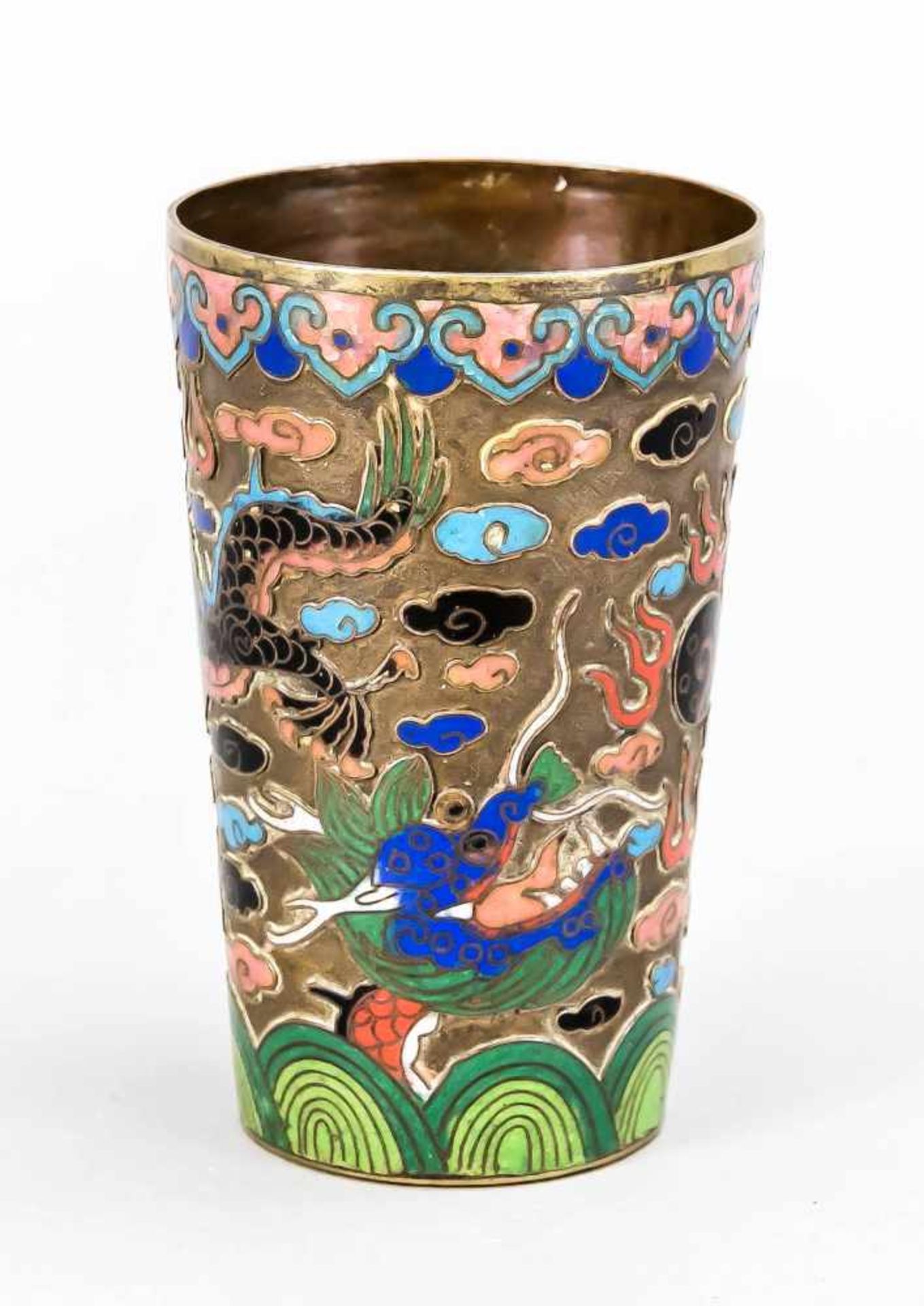 Champlevé-Cloisonné Dragon Cup, China, 19th Century, Copper / Brass / Polychrome Cell<b