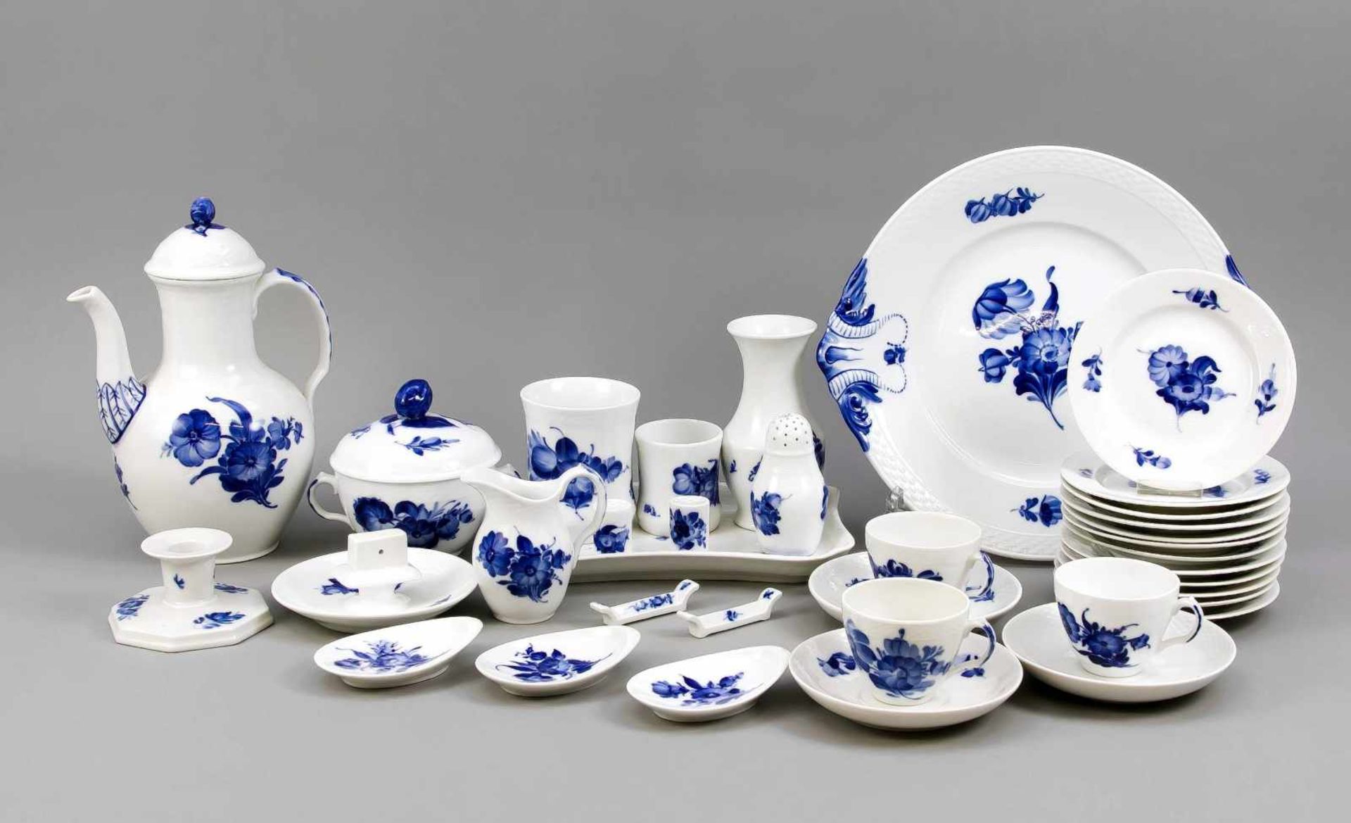 Coffee service for 12 people, 60 pieces, Royal Copenhagen, mid-20th century, form Ozier,