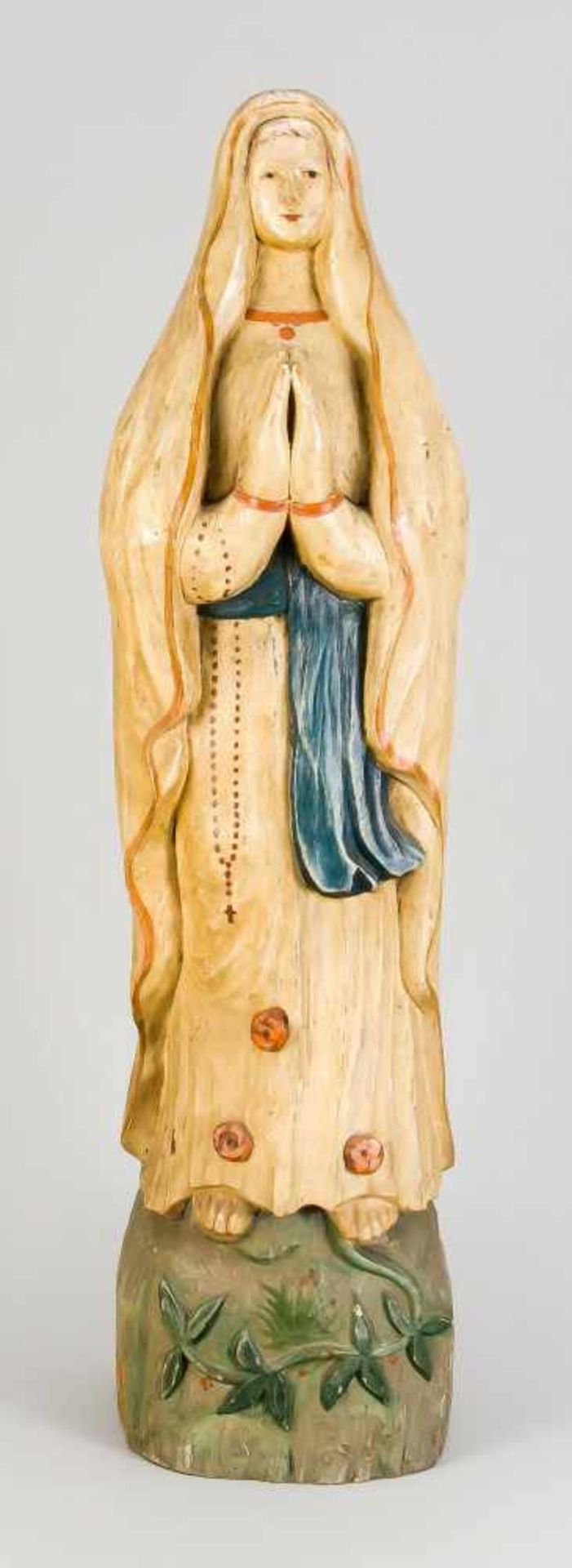 Folk art, praying Madonna with rosary, almost fully carved wooden figure above a base with