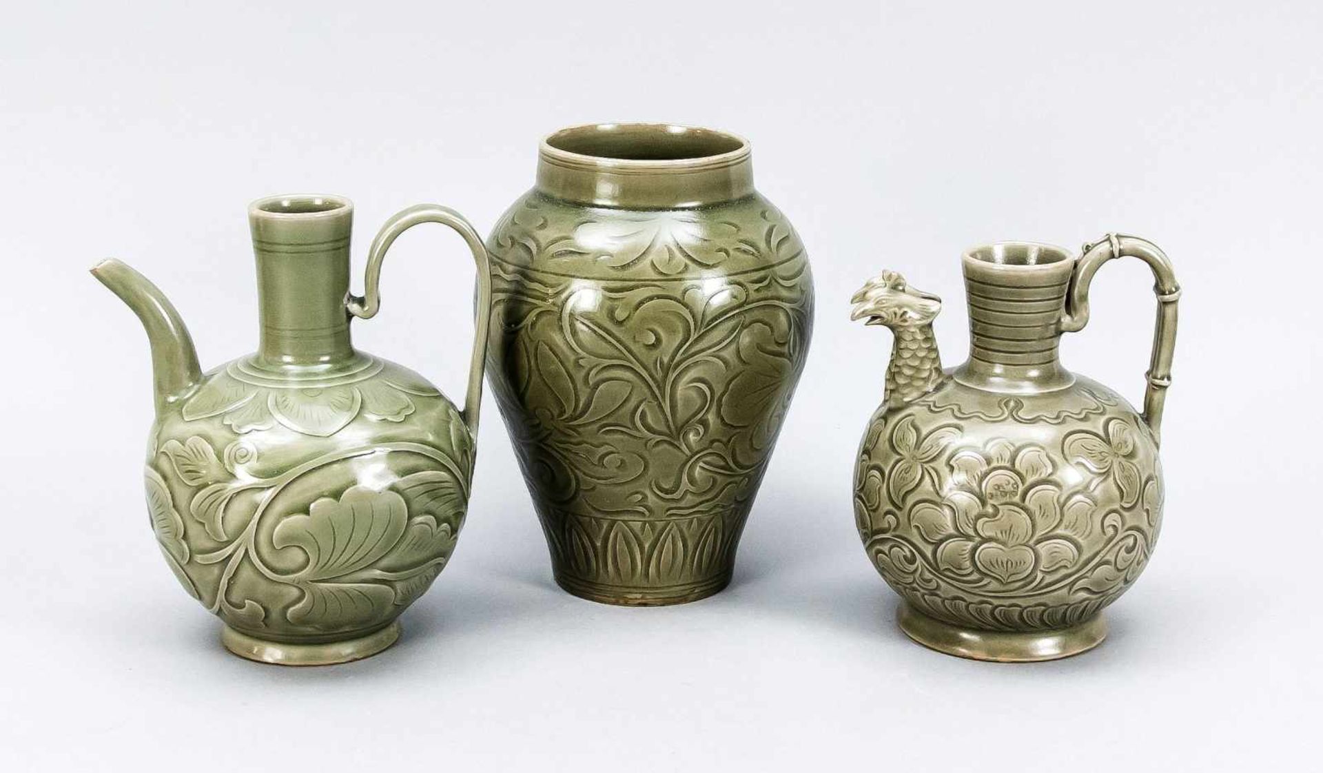 3 x Longquan celadon, China, 20th century, 2 jugs (1 x so-called chicken spout) and 1