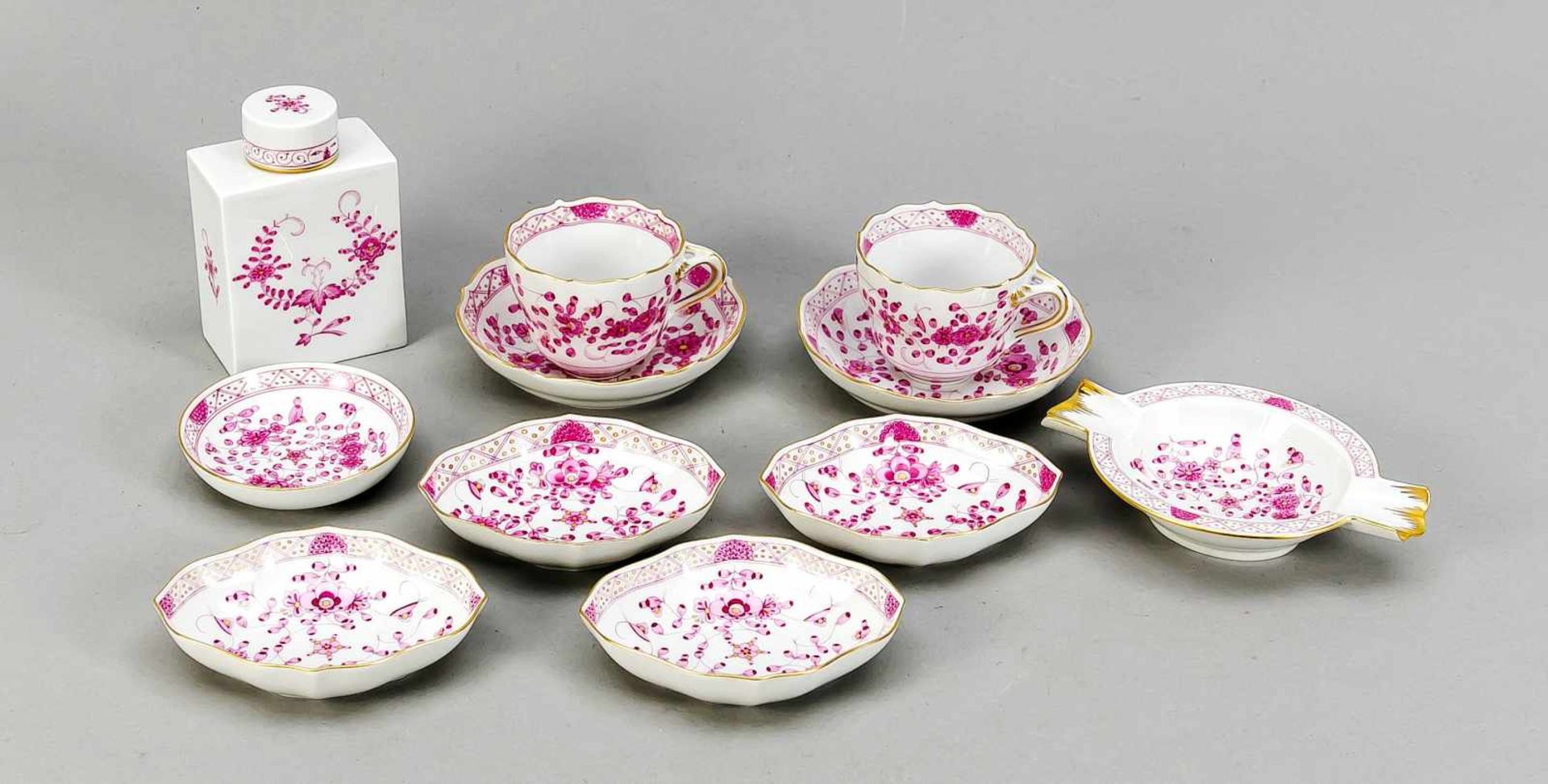 Collection 'Indian Purple', 11 pieces, Meissen, 20th century, mostly 1st quality, purple