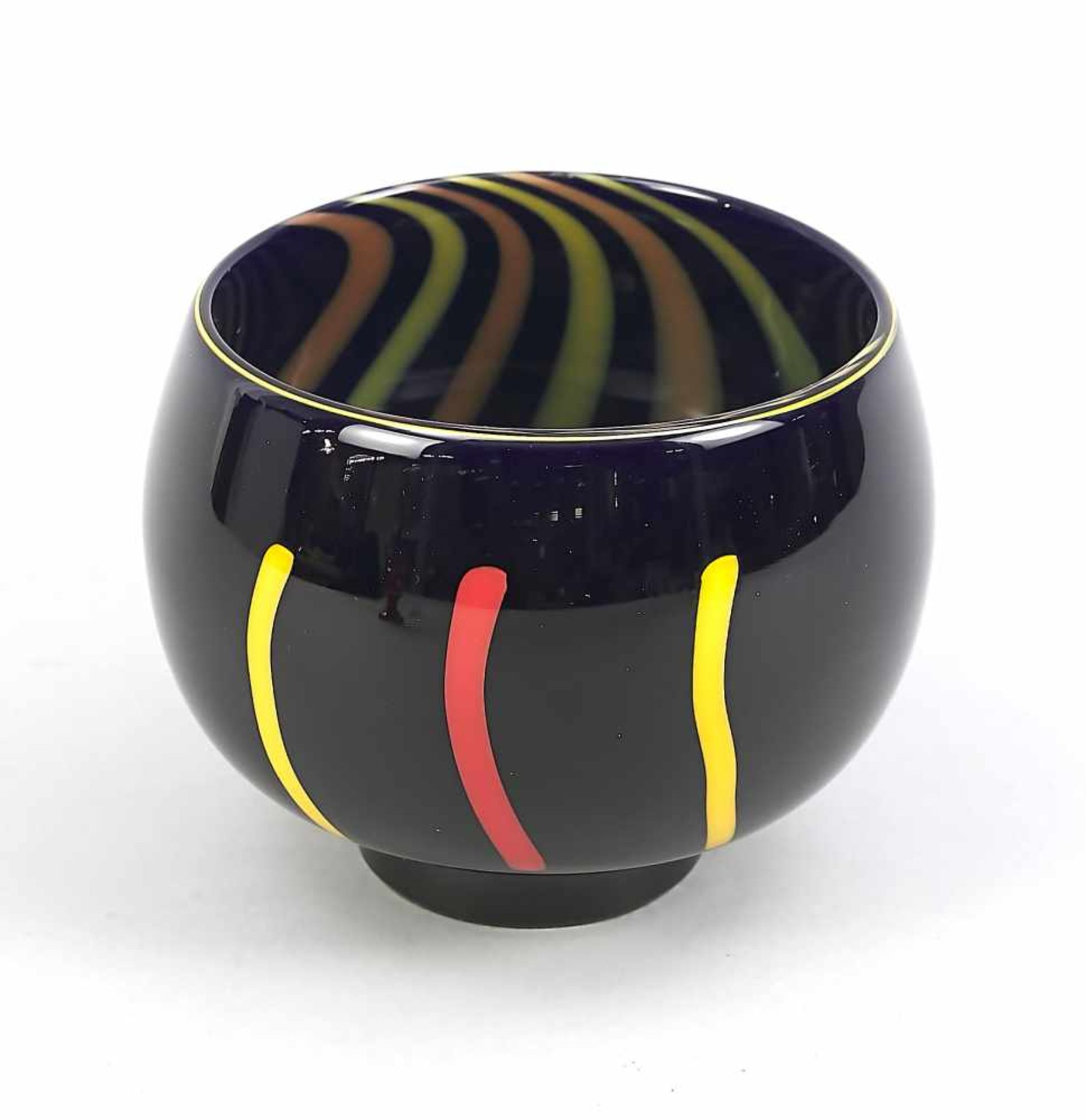 Round bowl, Italy, late 20th century, Murano, designed by Carlo Moretti (1934-2008), roundstand,