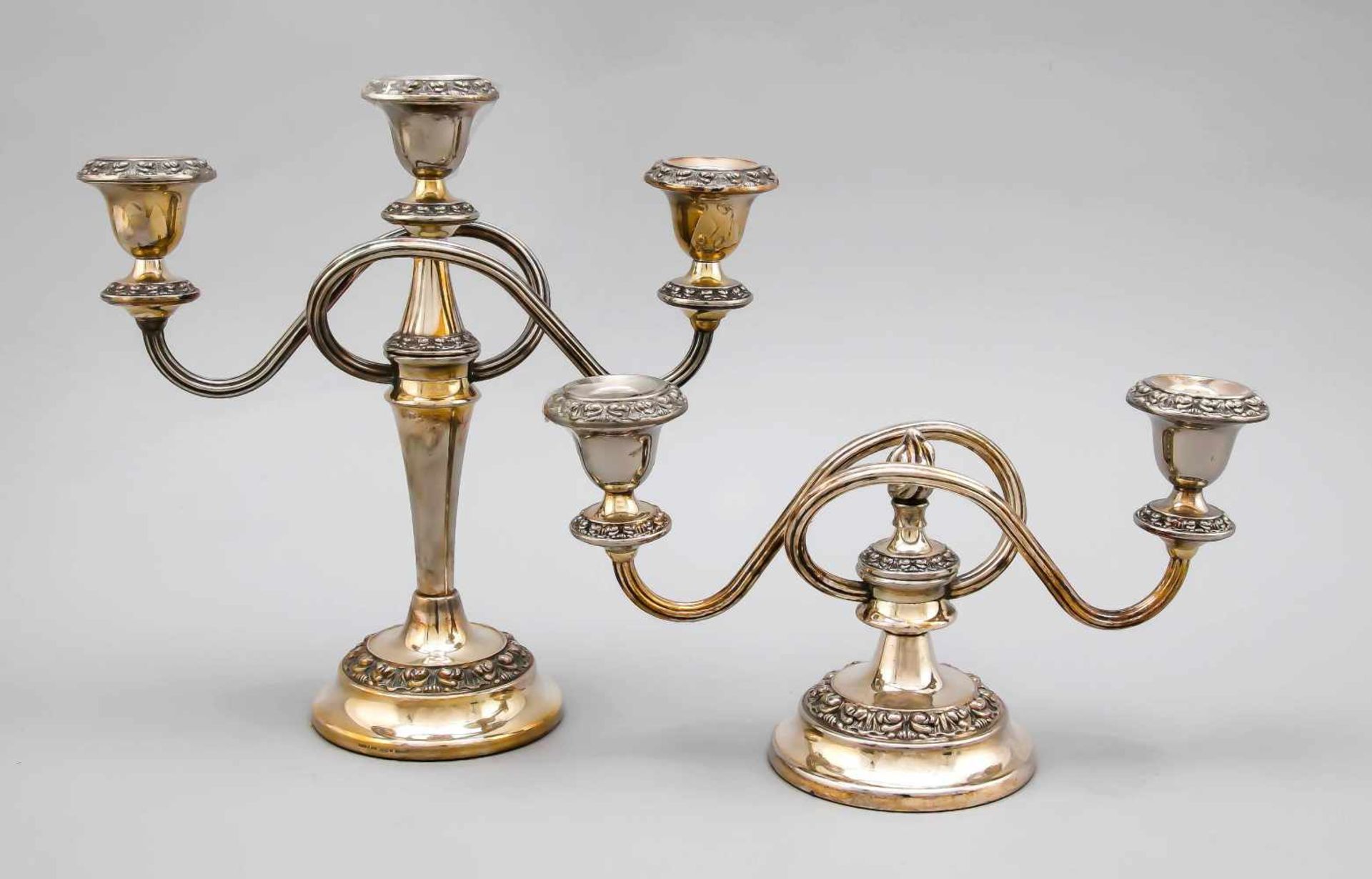 Two candlesticks, England, 20th century, plated, round domed and filled stand, 1 conicalshaft, 1