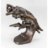 Eduardo Rossi (1867-1926), ital. Bildhauer des Jugendstil, große Bronzegruppe einernackten Nymphe