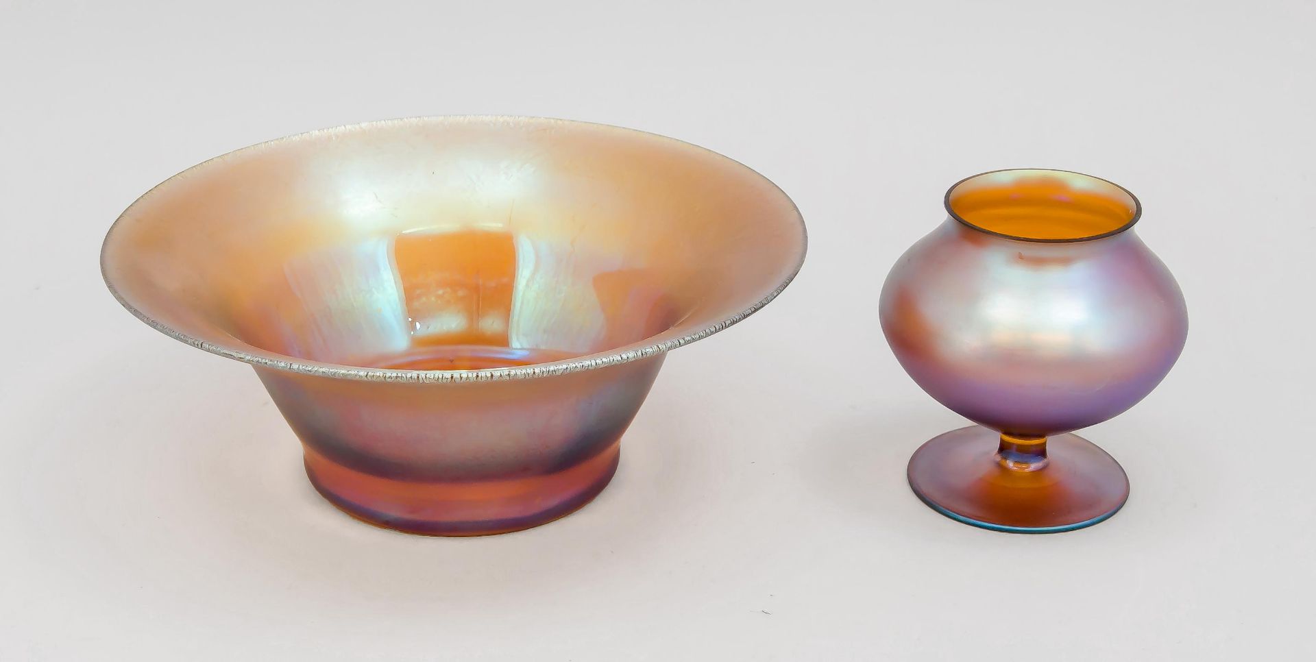 Runde Schale und Vase, WMF, um 1930/40, sog. Myra-Glas, Vase runder Scheibenfuß, kurzerSchaft,
