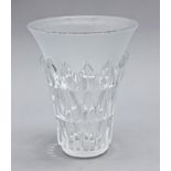 Vase, Frankreich, 2. H. 20. Jh., Lalique, runder Stand, Korpus mit sich erweiternderWandung mit