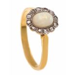 Opal-Altschliff-Diamant-Ring GG 750/000 und Platin mit einem Milchopalcabochon 7 x 4 mmund