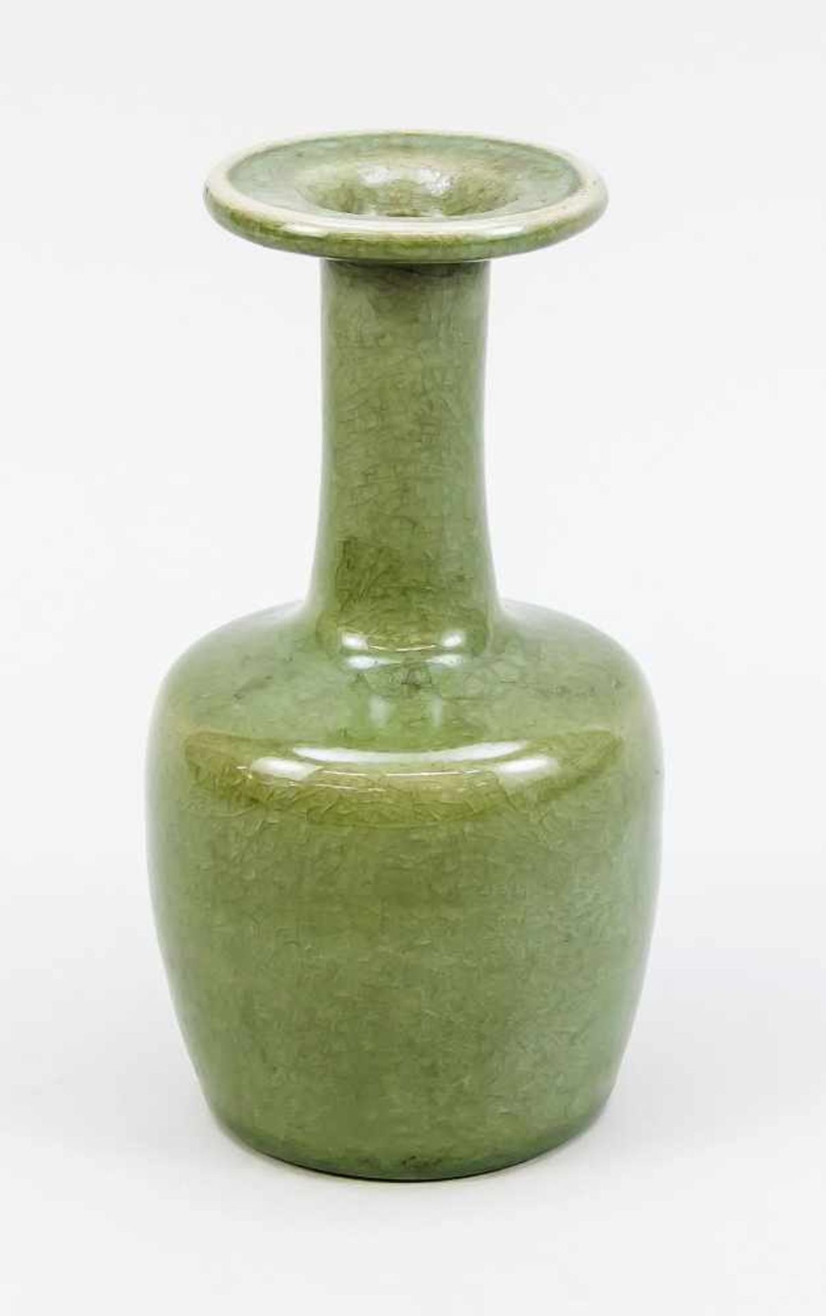 Hammer-Vase (Mallet), China, wohl Song-zeitlich. Monochrome, seladonfarbene Glasur miteinem