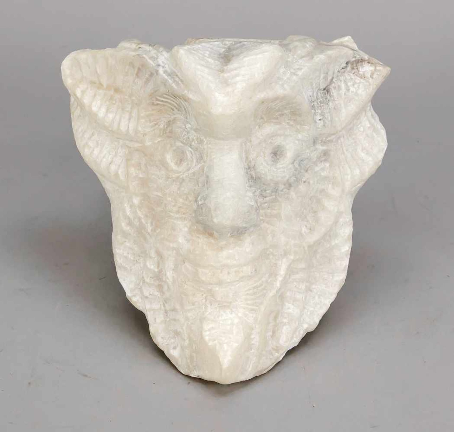 Anonymer Bildhauer 20. Jh., Satyr, Alabaster-Maske, reliefplastische Arbeit, unsign., 17 x17 x 10