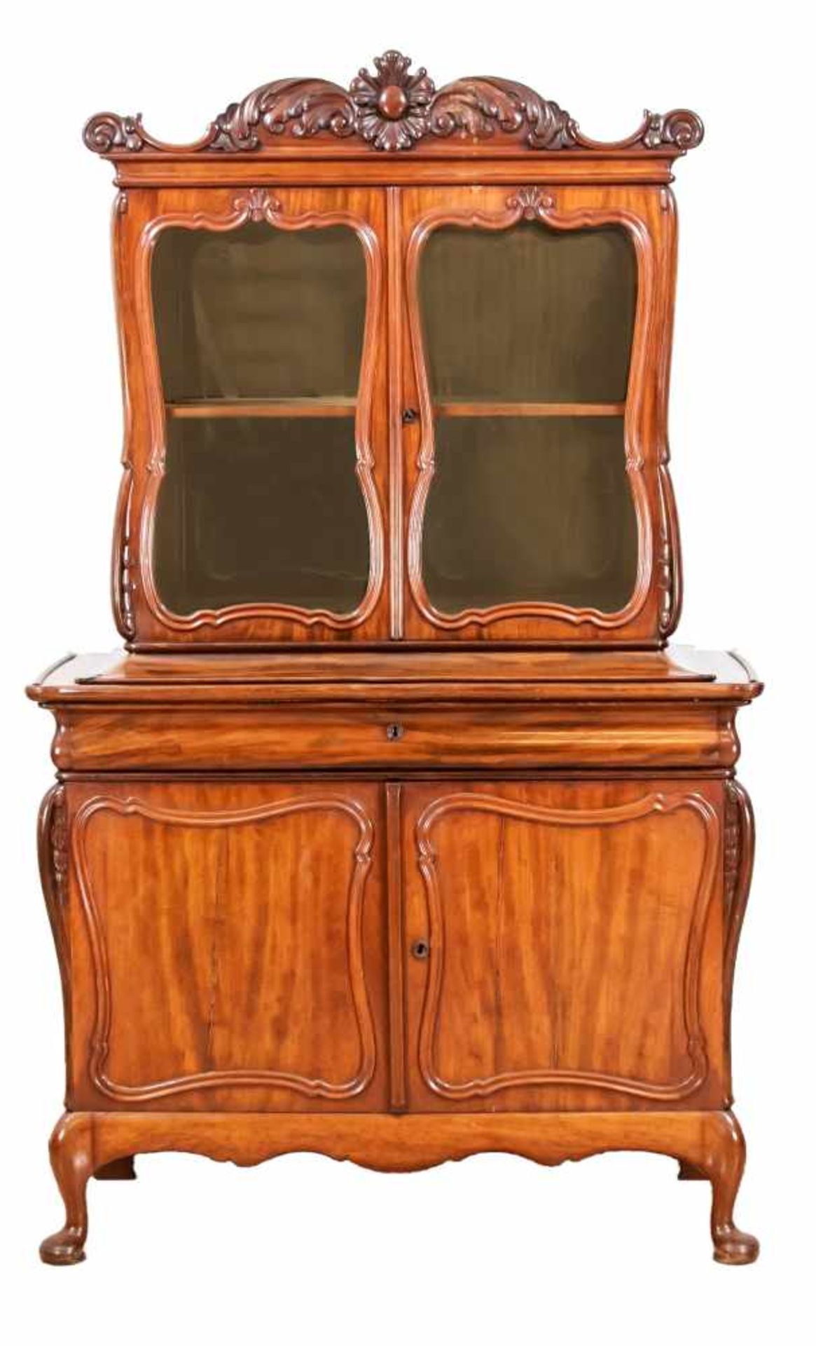 Aufsatzvitrine um 1860. Mahagoni, 187 x 114 x 50 cm.- Dieses Möbel kann nicht in unseren