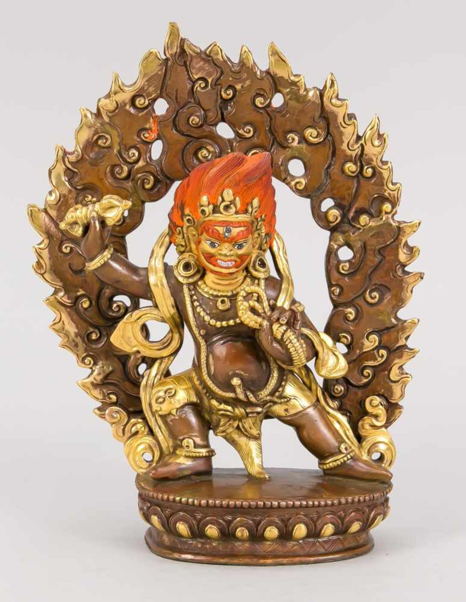 Mahakala, China/Tibet, 19. Jh., Bronze, teilvergoldet und polychrom staffiert. Auf einem