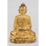 Buddha Amitayus, Tibet, 18./19. Jh., Bronze feuervergoldet. Im Padmasana auf Lotusthron