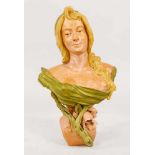 M. Baudouine, Bildhauer des Art Nouveau, Büste einer Frau mit entblößter Brust, teils