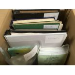 BOX WITH THE BALANCE OF A COLLECTION, AAT, SWEDEN IN CLUB BOOKS WITH BOOKLETS, GENERAL COLLECTIONS,