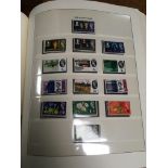 GB: BOX WITH QE2 MINT USED COLLECTIONS AND DUPLICATES IN TWO ALBUMS AND TEN STOCKBOOKS, WILDINGS, PO