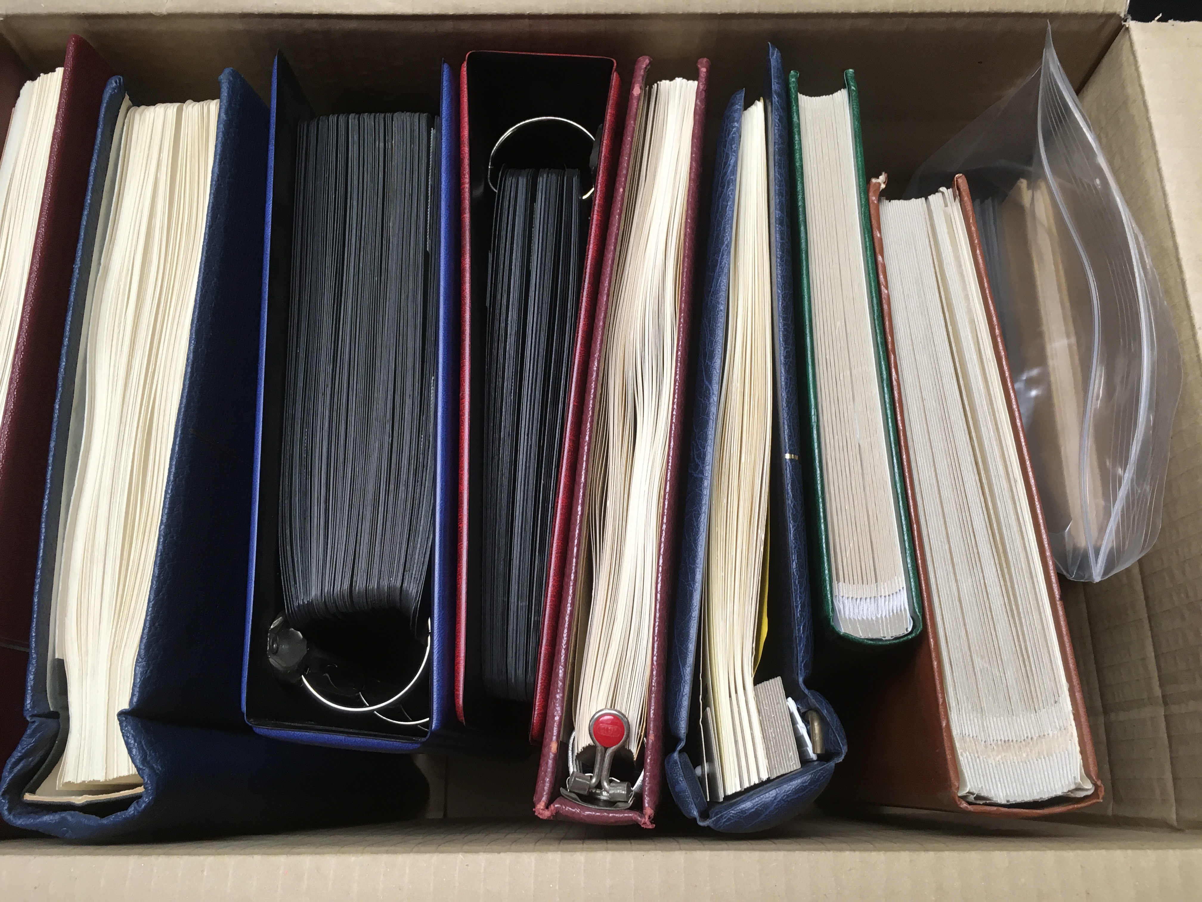 GERMANY: LARGE BOX WITH EXTENSIVE COLLECTIONS IN NINE ALBUMS AND LOOSE, FEDERAL REPUBLIC ISSUES FROM