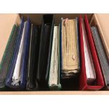 GB: BOX WITH COLLECTIONS IN EIGHT VOLUMES, QE2 COMMEMS INCLUDING MINT DECIMAL ETC.