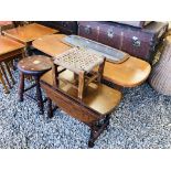 RETRO STYLE COFFEE TABLE & WALL MIRROR + SMALLL OAK STOOL WITH SEAGRASS SEAT,