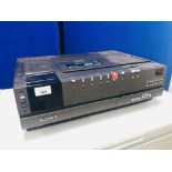 A SONY BETAMAX C7UB RETRO VIDEO CASSETTE RECORDER - SOLD AS SEEN