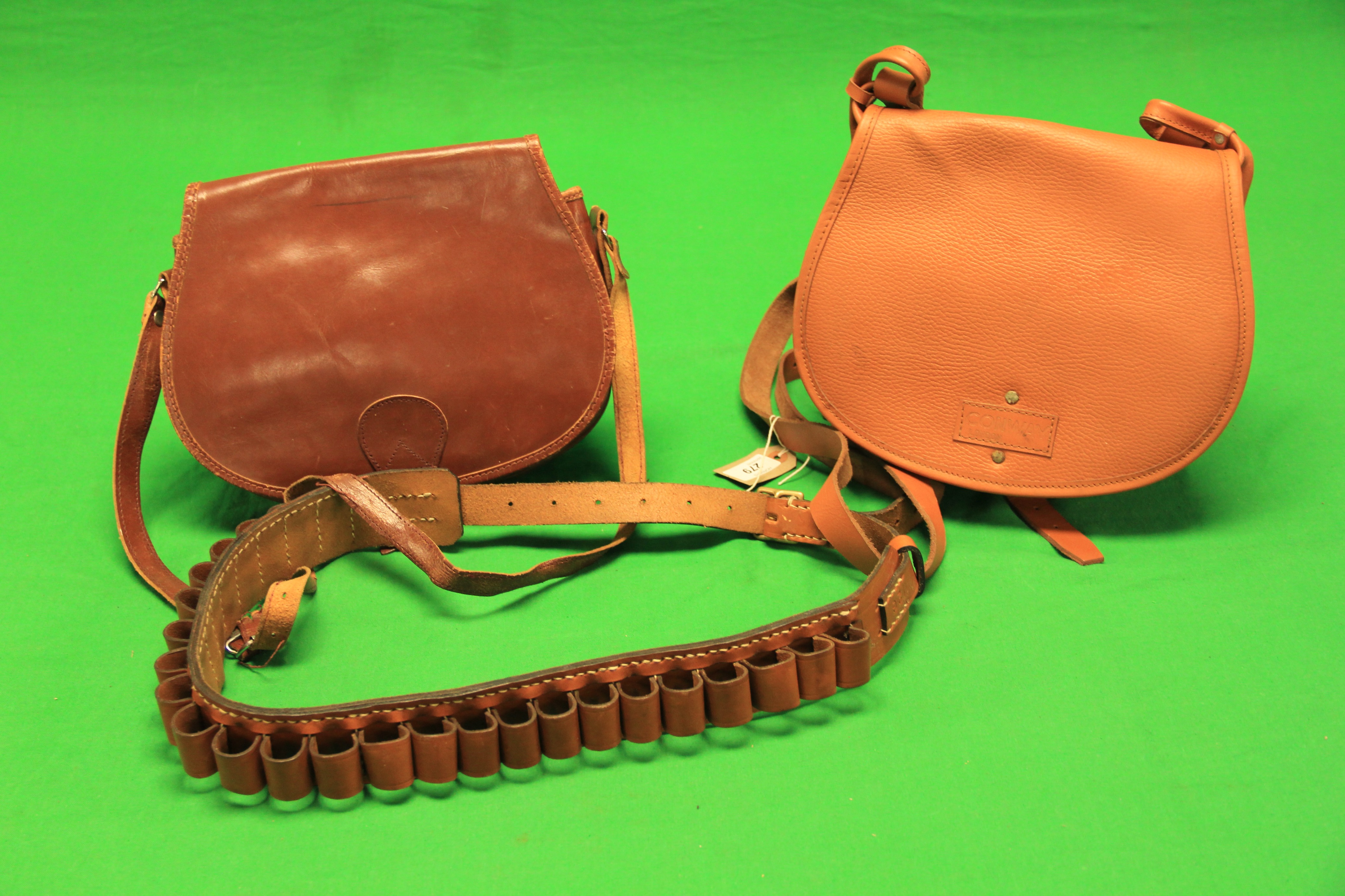 2 LEATHER CARTRIDGE BAGS INCLUDING CONWAY + 12G CARTRIDGE BELT