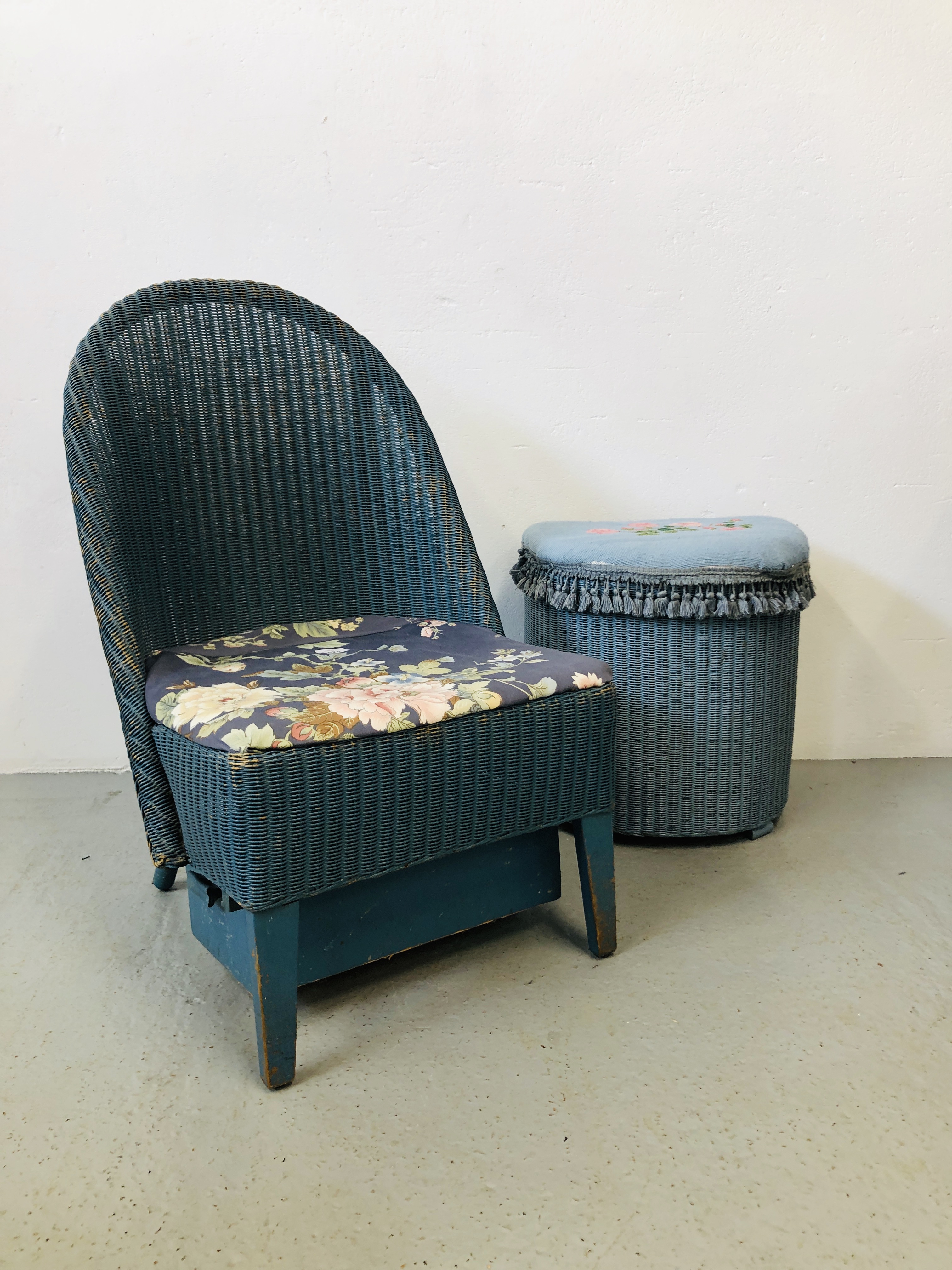 A BLUE FINISH LLOYD LOOM LOW SEATED CHAR AND LINEN BOX