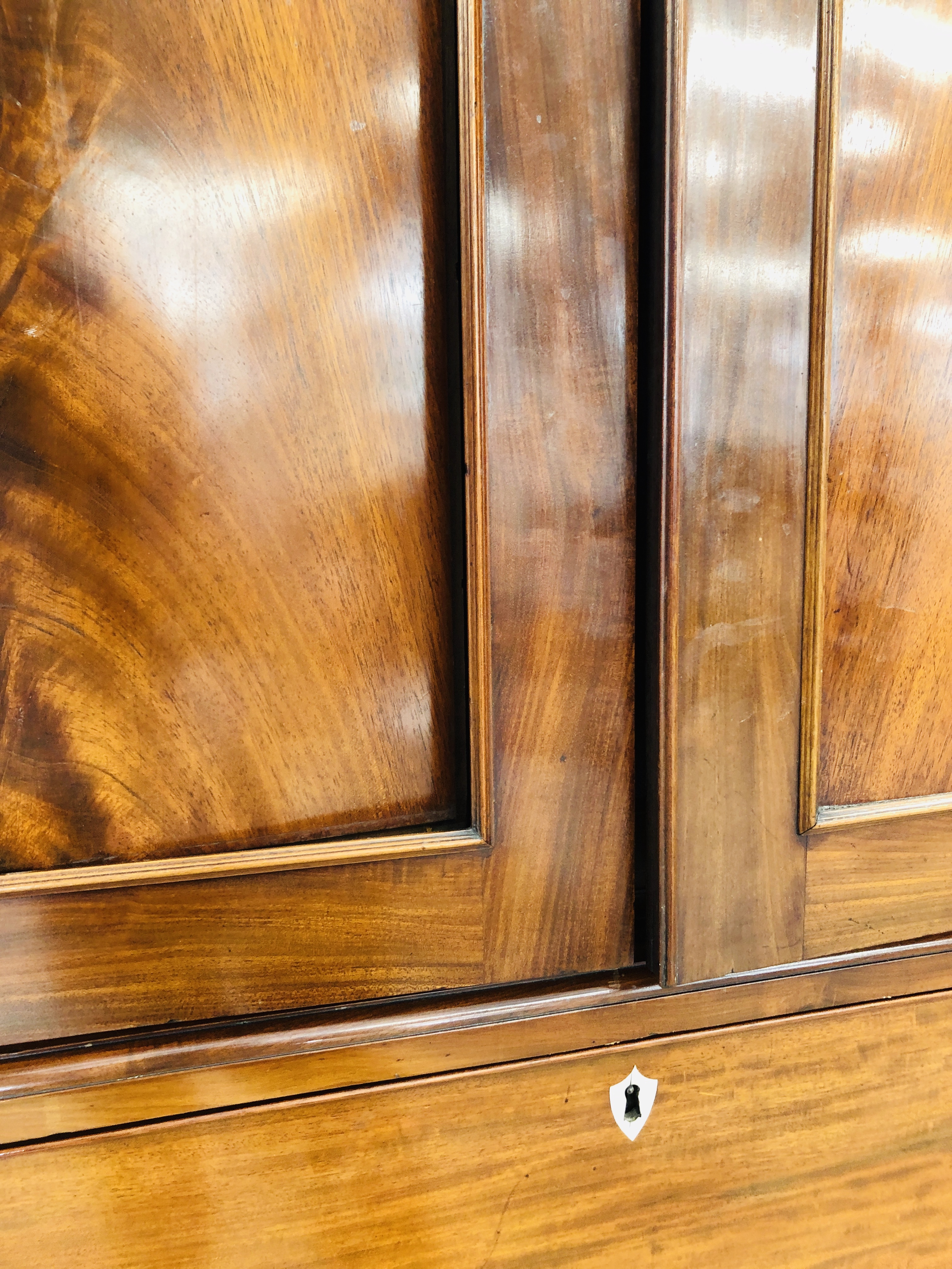 VICTORIAN MAHOGANY LINEN PRESS - Image 6 of 9