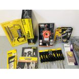 A BOX CONTAINING AS NEW HAND TOOLS TO INCLUDE TROWEL SET, PLIERS, BLACK & DECKER LASER LEVEL,
