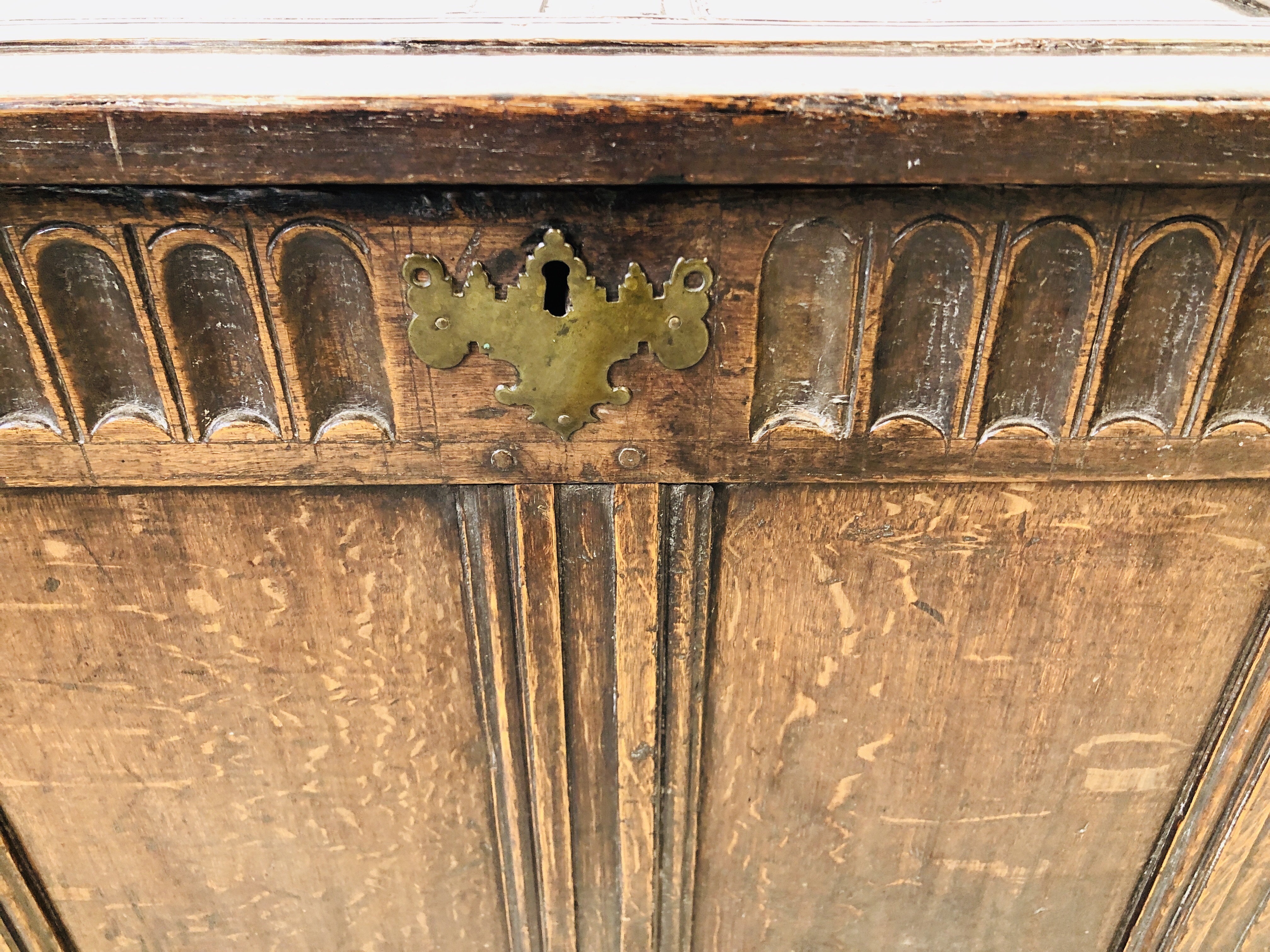 LATE 17TH CENTURY OAK COFFER - LENGTH 54 INCH, HEIGHT 29 INCH, - Image 4 of 4