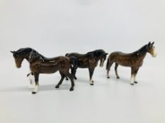 3 BROWN BESWICK HORSE FIGURES