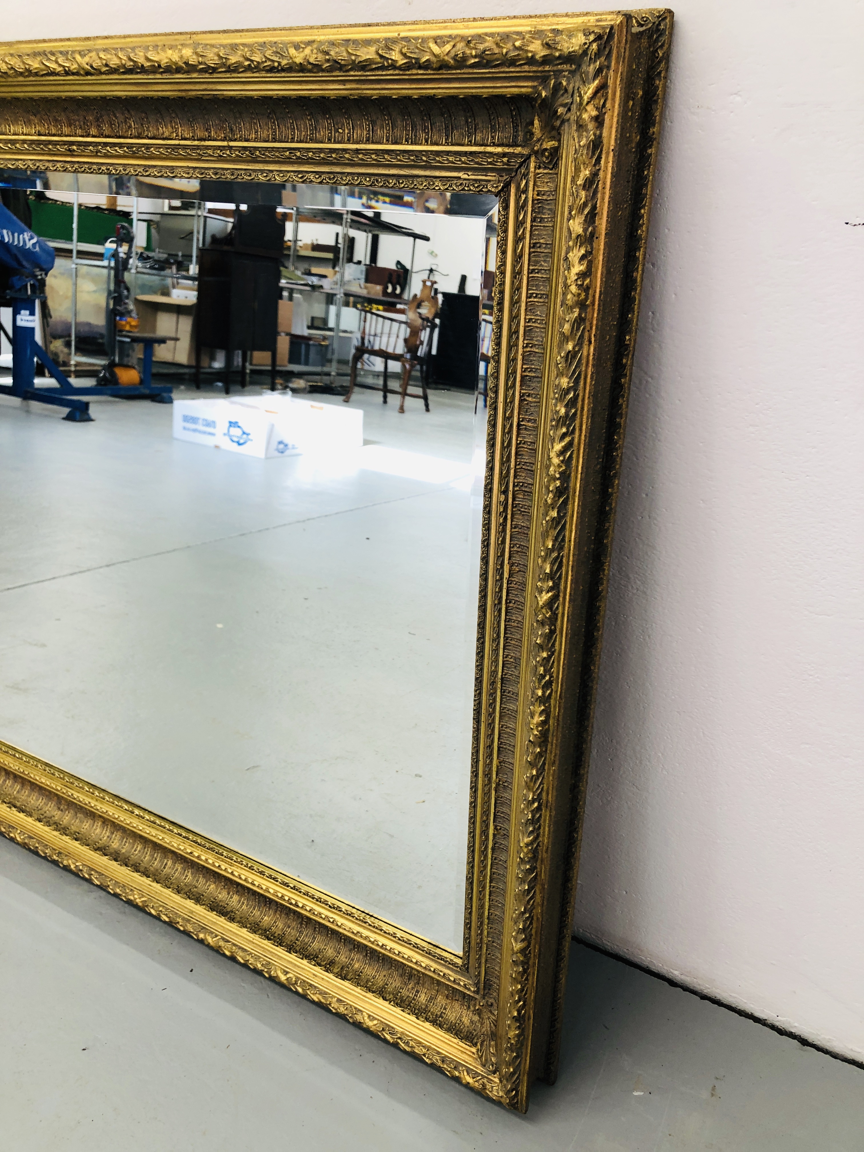 A GOOD QUALITY REPRODUCTION RECTANGULAR BEVELLED EDGE MIRROR 49 INCH X 38 INCH - Image 4 of 5