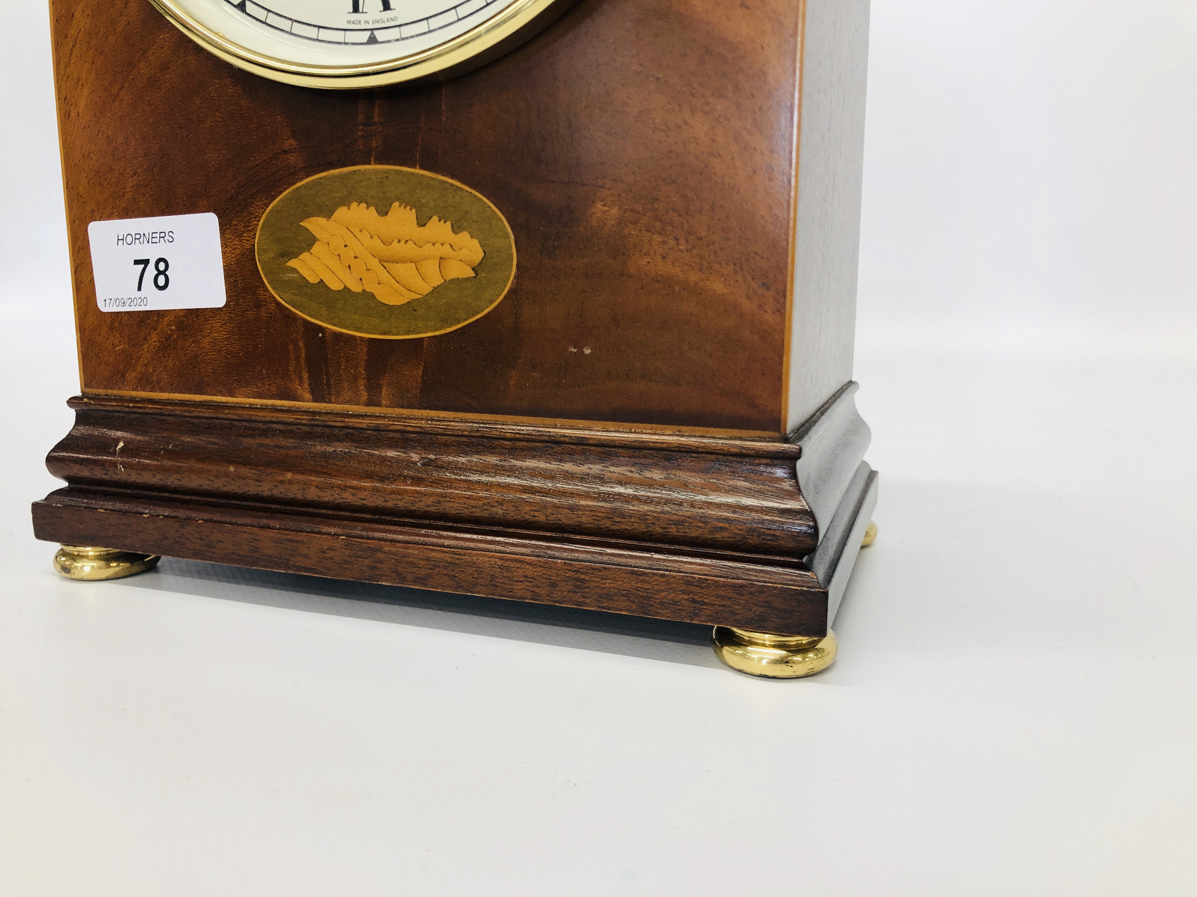 A GOOD QUALITY REPRODUCTION DOME TOP MAHOGANY MANTEL CLOCK WITH WESTMINSTER CHIME THE DIAL MARKED - Image 3 of 7