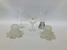 PAIR OF VASALINE GLASS SHADES, TUDOR ART GLASS VASE WITH TWISTED STEM DETAIL,