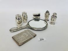 COLLECTION OF SILVER TO INCLUDE FOUR FOOTED TRINKET BOX WITH HINGED LID,
