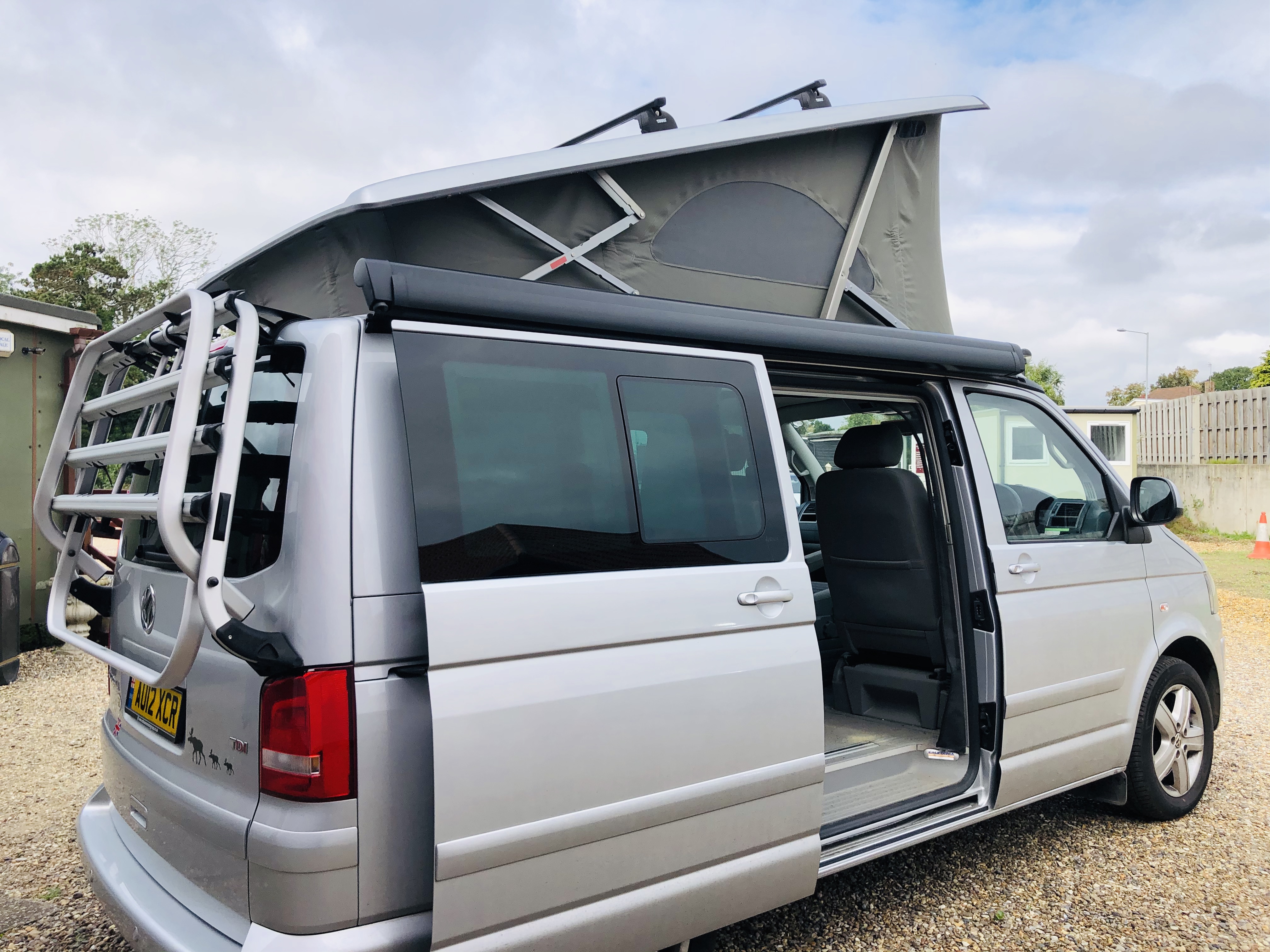 AU12 XCR VOLKSWAGEN CALIFORNIA SE TDI 180 A MOTOR CARAVAN 1968CC DIESEL. - Image 8 of 45