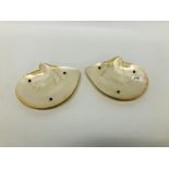 PAIR OF VINTAGE 3 FOOTED SHELL DISHES
