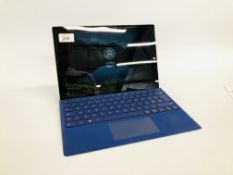 MICROSOFT WINDOWS SURFACE TABLET 256 G6 - NO CHARGER - S/N 043340744553 - SOLD AS SEEN