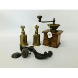 VINTAGE ENTIEREMENT GARANTI COFFEE GRINDER + PAIR OF BRASS "PIGEON DEPOSE" OIL LAMPS + HEAVY BRASS