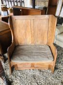 OAK SETTLE IN POOR CONDITION FOR RESTORATION - LENGTH 39 INCH, HEIGHT 49 INCH,