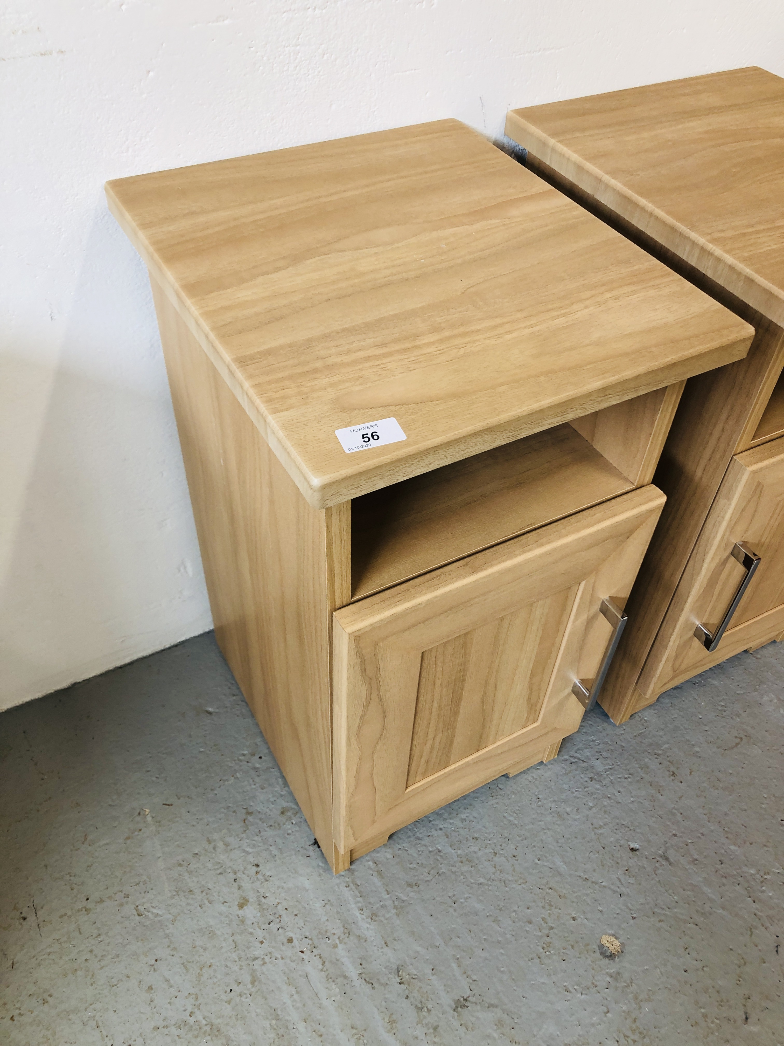 PAIR OF MODERN LIMED FINISH SINGLE DOOR BEDSIDE CABINETS - Image 4 of 4