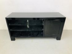 A CASABELLA DESIGNER HIGH GLOSS BLACK FINISH SINGLE DOOR LOW UNIT WITH SHELF SECTION - 52 INCH LONG,
