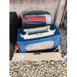 BOX OF MIXED RADIOS TO INCLUDE ROBERTS (COLLECTORS ITEMS ONLY) - SOLD AS SEEN