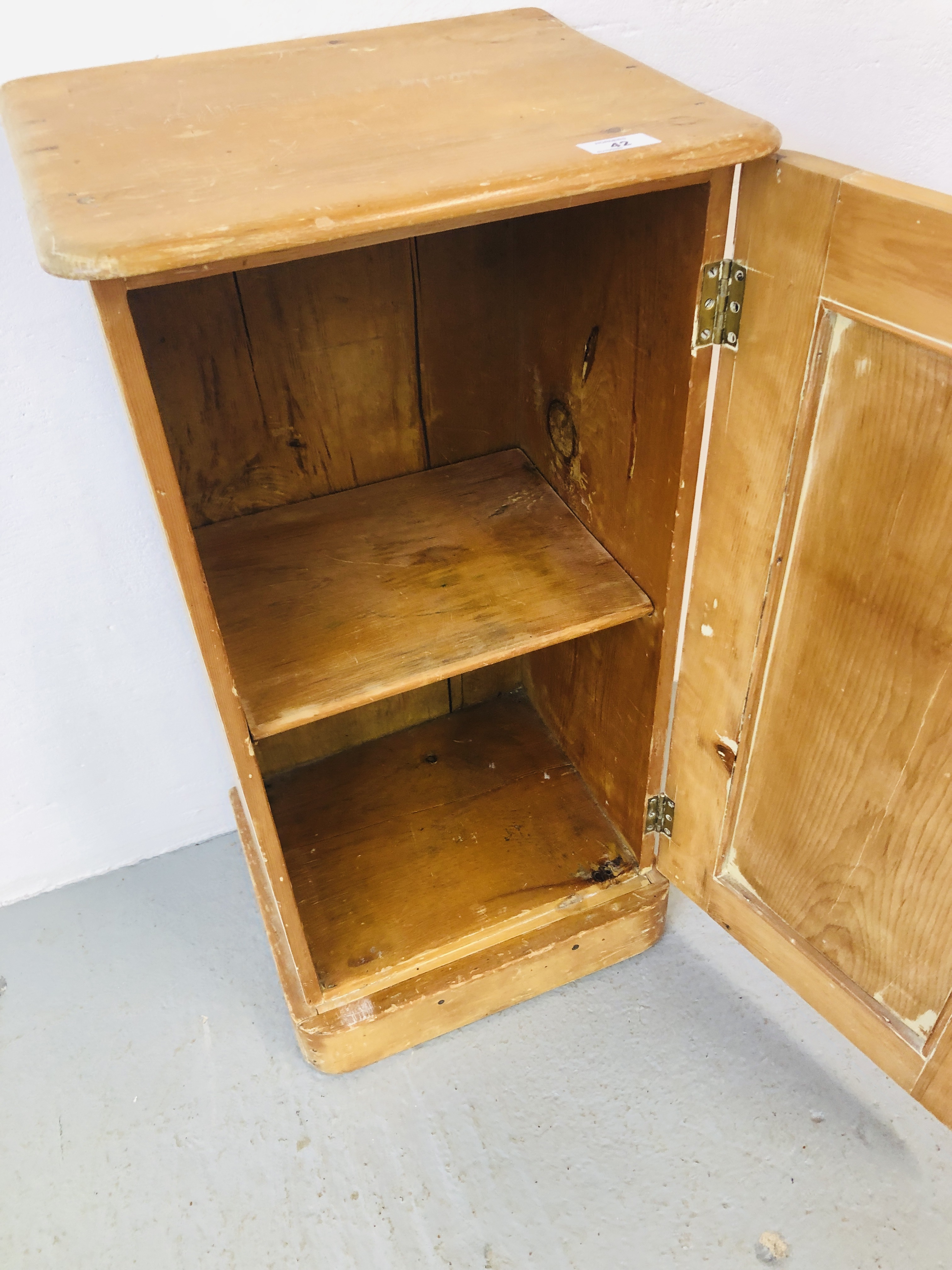 WAXED PINE SINGLE DOOR CUPBOARD - Image 2 of 4