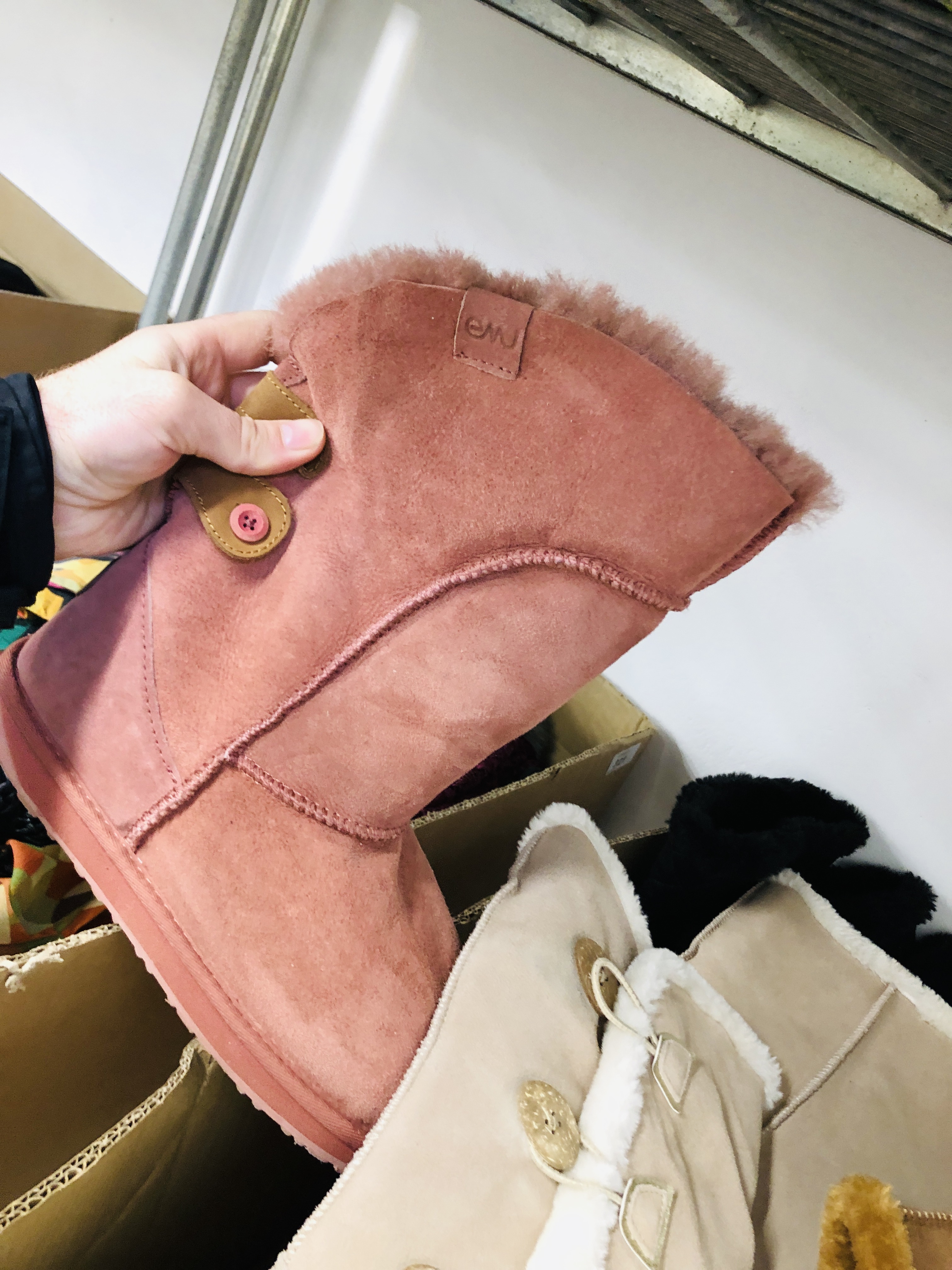 BOX OF FUR LINED STYLE DESIGNER BOOTS TO INCLUDE "SKETCHERS", - Image 5 of 5