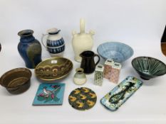 NINE PIECES OF STUDIO POTTERY TO INCLUDE BLUE GLAZED VASE,